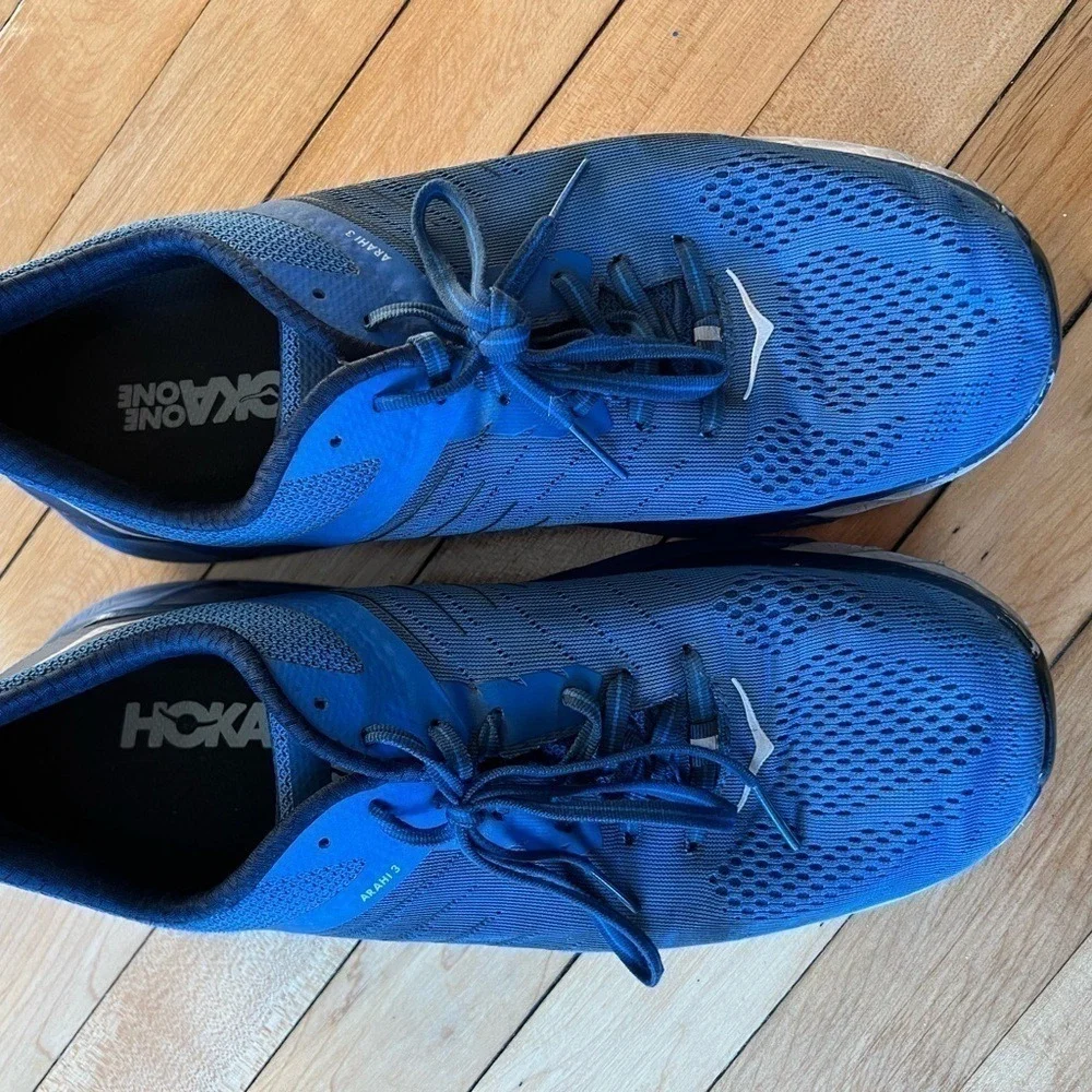 Hoka One One Arahi‎ blue running shoes